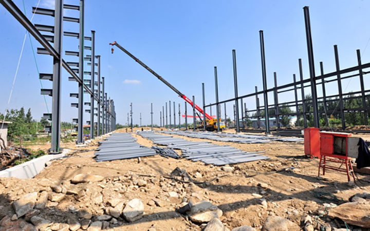 夏季高溫安全施工，通遼鋼結(jié)構(gòu)工程助您輕松應(yīng)對